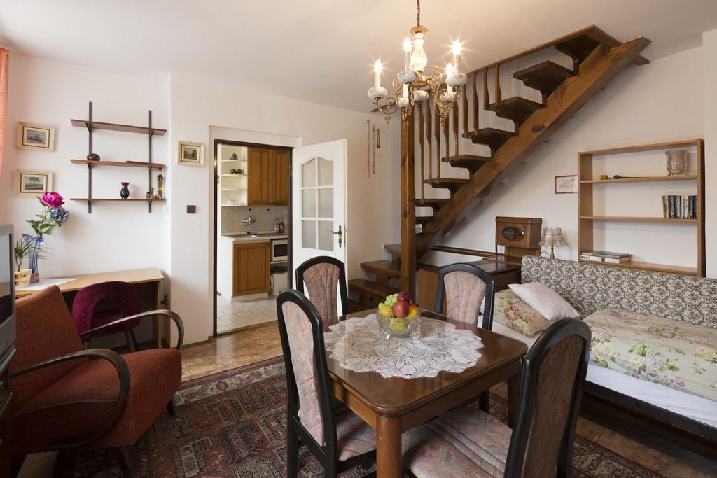 Apartmany U Kocek Tabor Ruang foto
